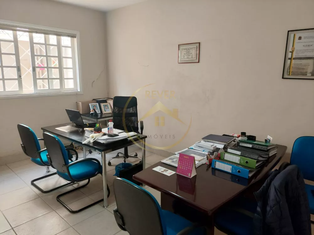 Prédio Inteiro para alugar com 4 quartos, 181m² - Foto 18