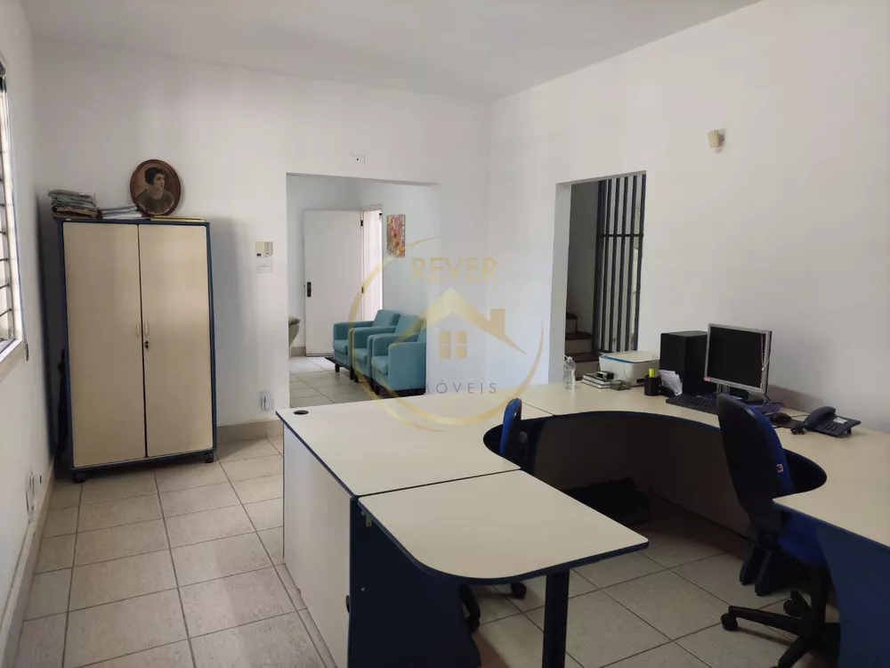 Prédio Inteiro para alugar com 4 quartos, 181m² - Foto 13