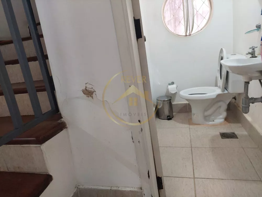 Prédio Inteiro para alugar com 4 quartos, 181m² - Foto 8