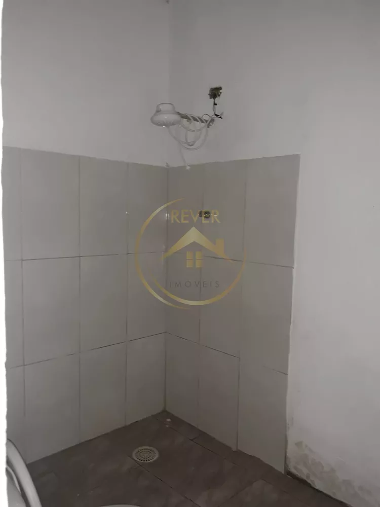 Casa à venda com 2 quartos, 180m² - Foto 12