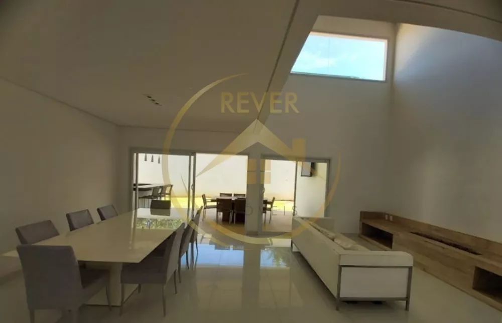 Casa à venda com 4 quartos, 350m² - Foto 2