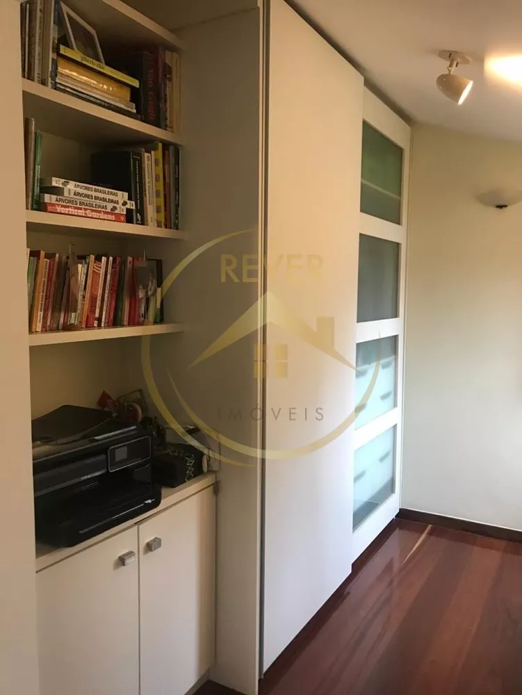 Casa à venda com 3 quartos, 240m² - Foto 10