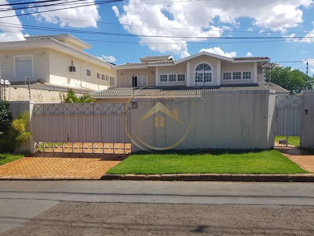 Casa, 4 quartos, 381 m² - Foto 1