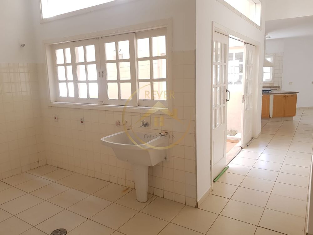 Casa, 4 quartos, 381 m² - Foto 4