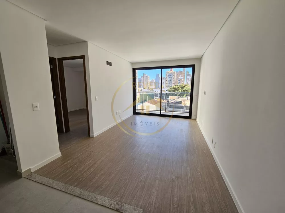 Apartamento à venda com 1 quarto, 51m² - Foto 2