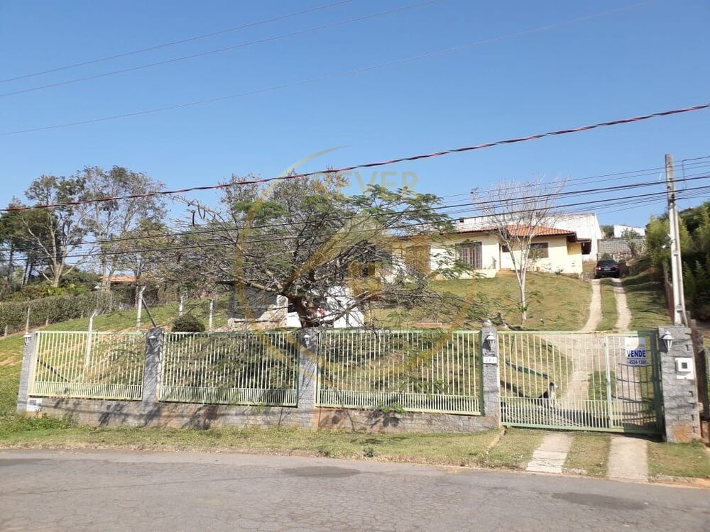 Chácara, 3 quartos, 1225 m² - Foto 1