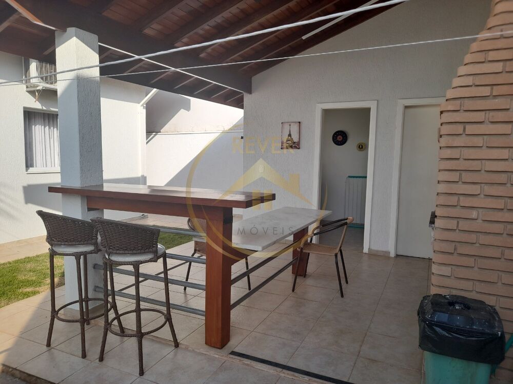 Casa, 3 quartos, 180 m² - Foto 2