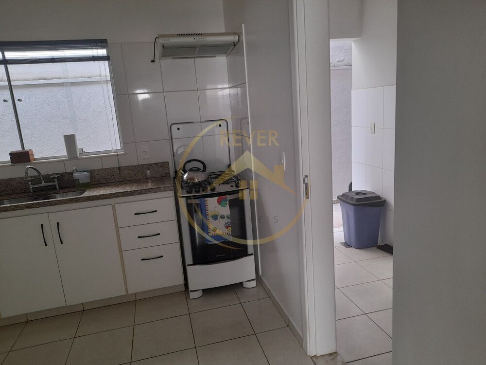 Casa, 3 quartos, 180 m² - Foto 1