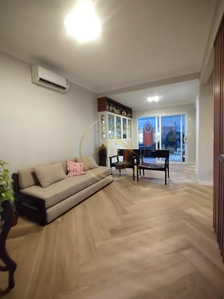 Casa à venda com 3 quartos, 110m² - Foto 4