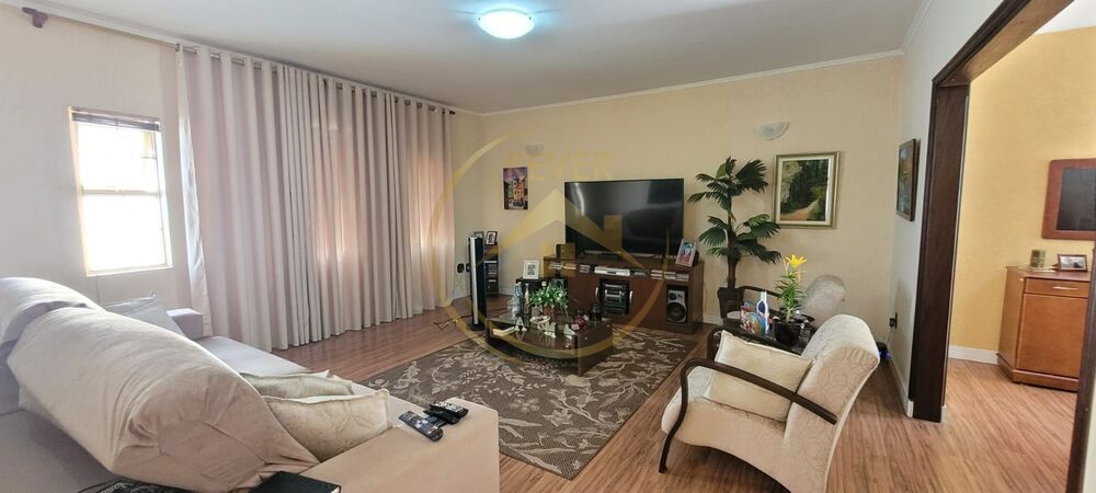 Casa, 3 quartos, 179 m² - Foto 1