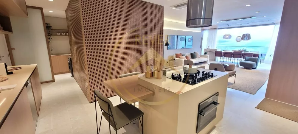 Apartamento à venda com 3 quartos, 156m² - Foto 2