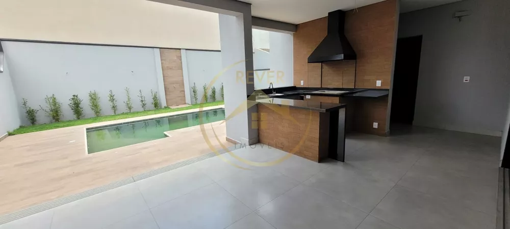 Casa à venda com 4 quartos, 305m² - Foto 8