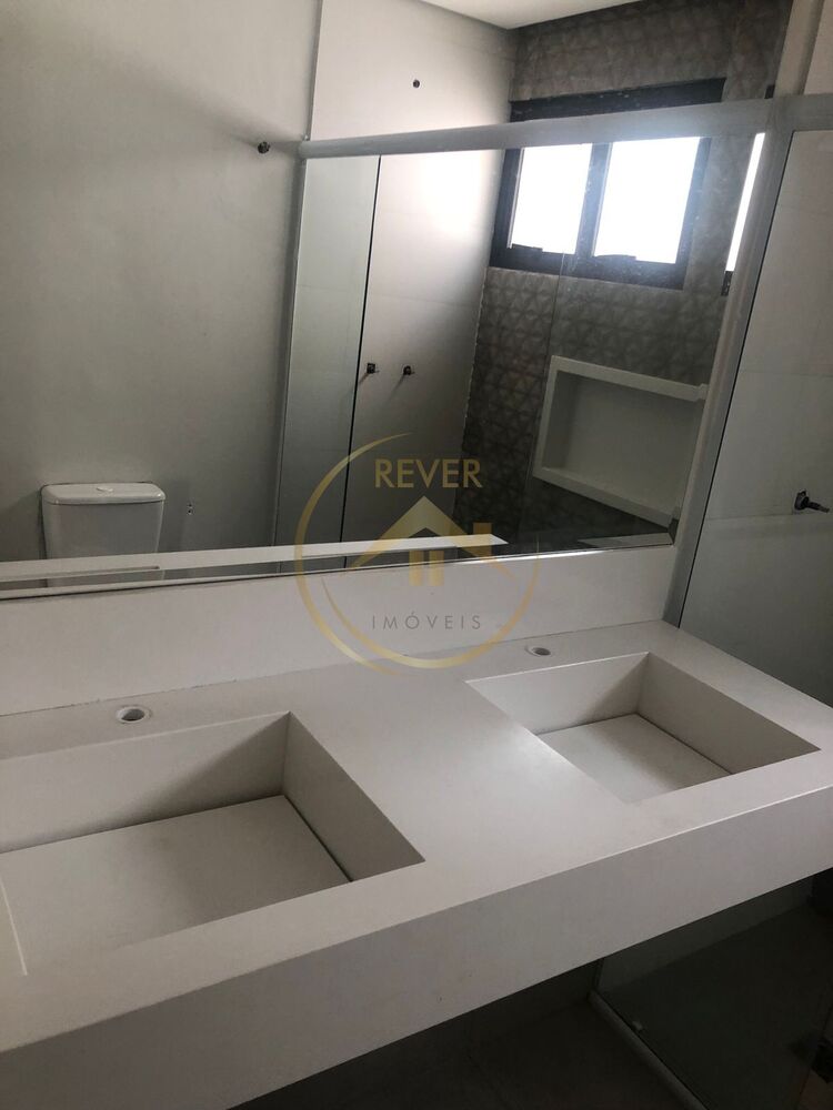 Apartamento à venda com 3 quartos, 157m² - Foto 3