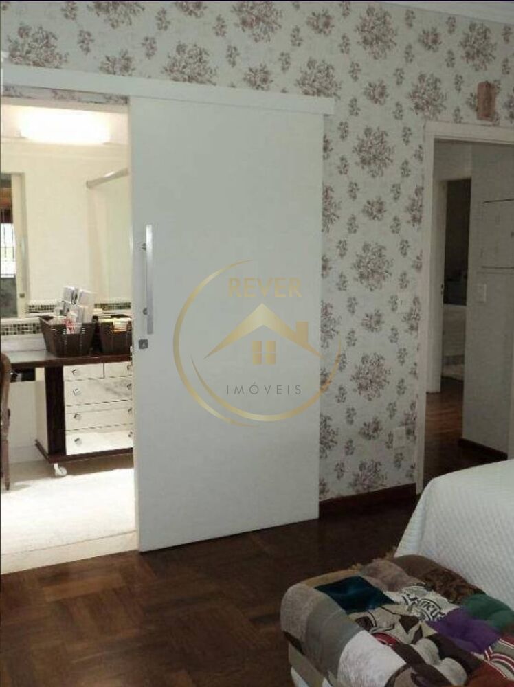 Casa à venda com 3 quartos, 334m² - Foto 10