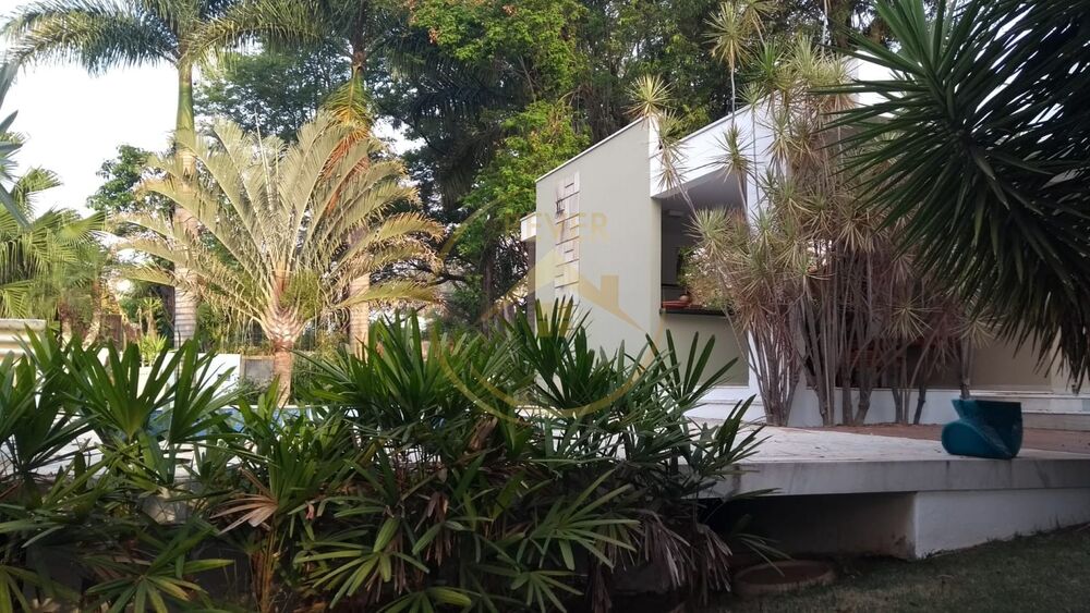 Casa, 4 quartos, 340 m² - Foto 1