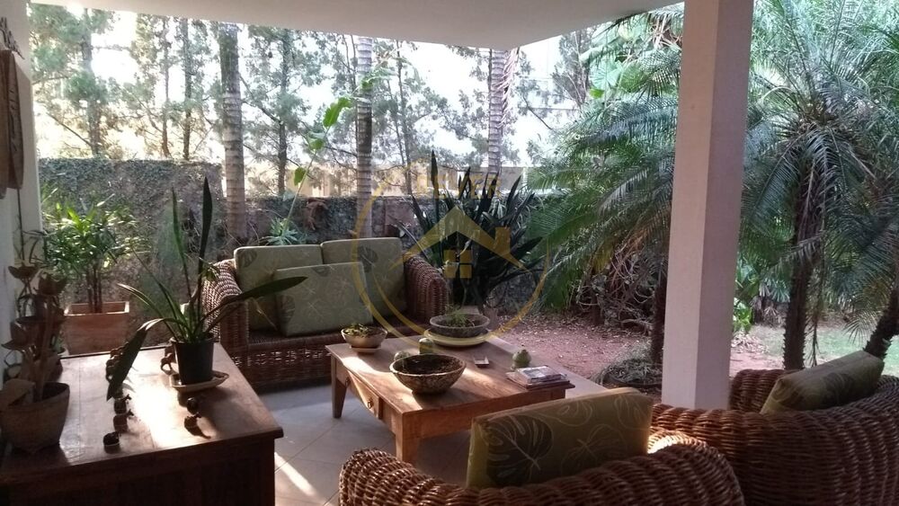 Casa, 4 quartos, 340 m² - Foto 2