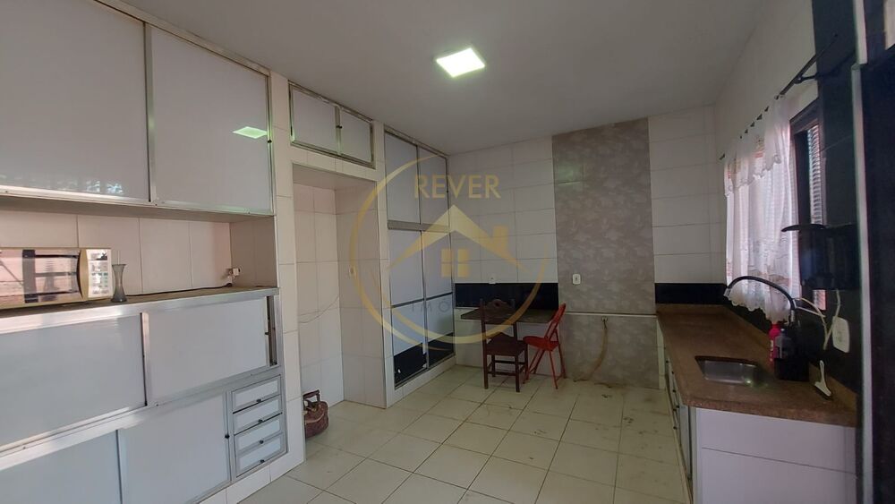 Casa, 3 quartos, 131 m² - Foto 2