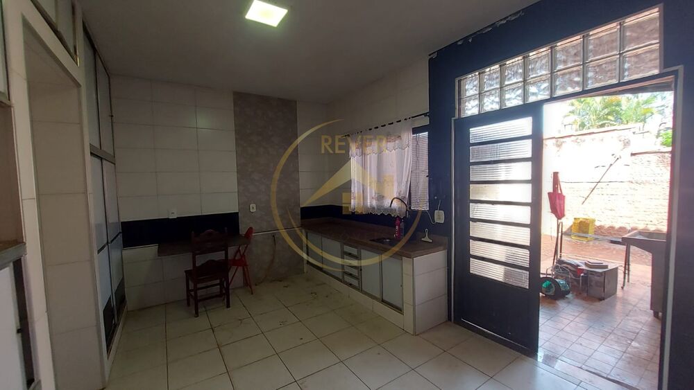 Casa, 3 quartos, 131 m² - Foto 4