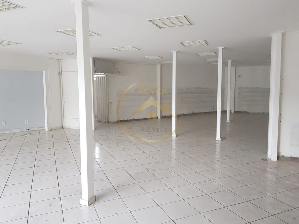 Loja-Salão, 200 m² - Foto 1