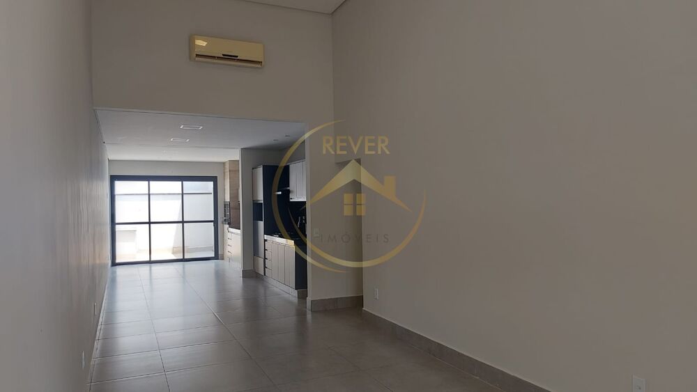 Casa à venda com 3 quartos, 140m² - Foto 2