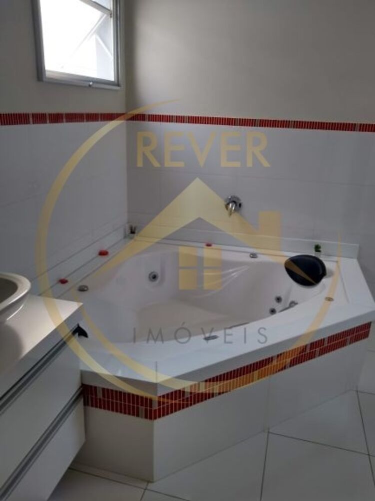 Casa à venda com 4 quartos, 310m² - Foto 6
