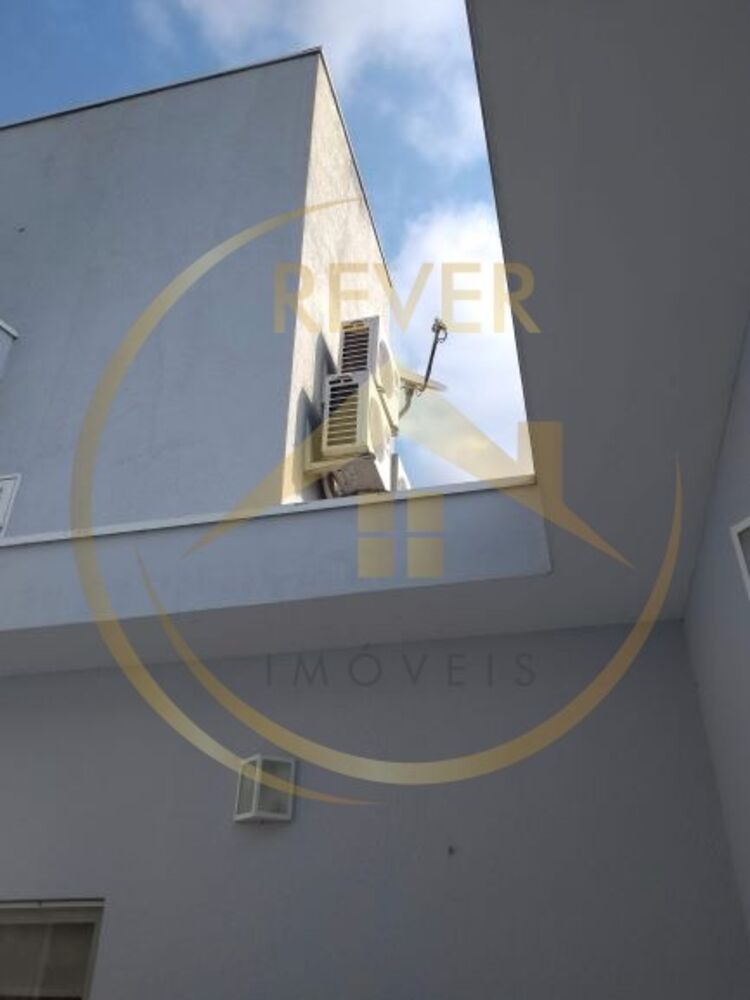 Casa à venda com 4 quartos, 310m² - Foto 10