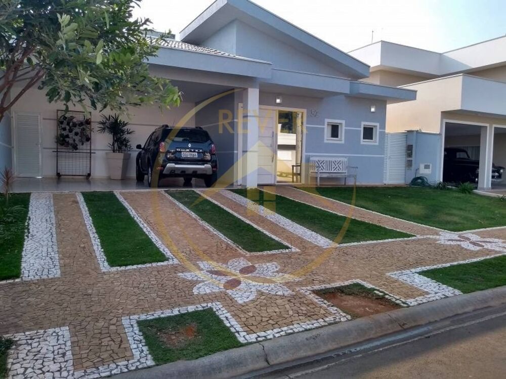 Casa à venda com 4 quartos, 310m² - Foto 1