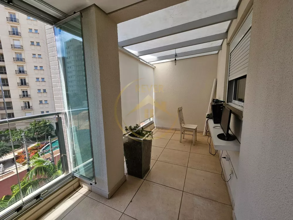 Apartamento para alugar com 3 quartos, 140m² - Foto 9