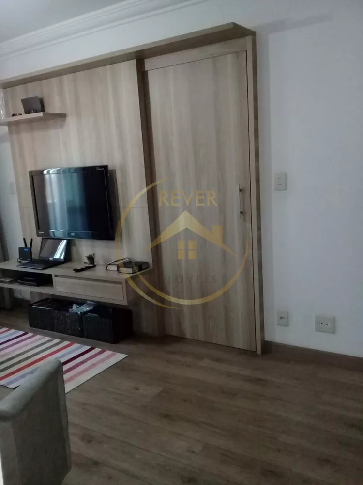 Apartamento à venda com 2 quartos, 70m² - Foto 4