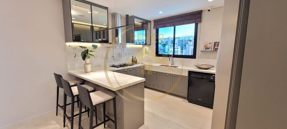 Apartamento à venda com 3 quartos, 212m² - Foto 5