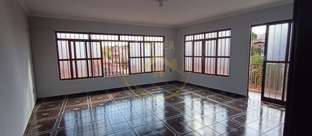 Prédio Inteiro à venda com 3 quartos, 530m² - Foto 1