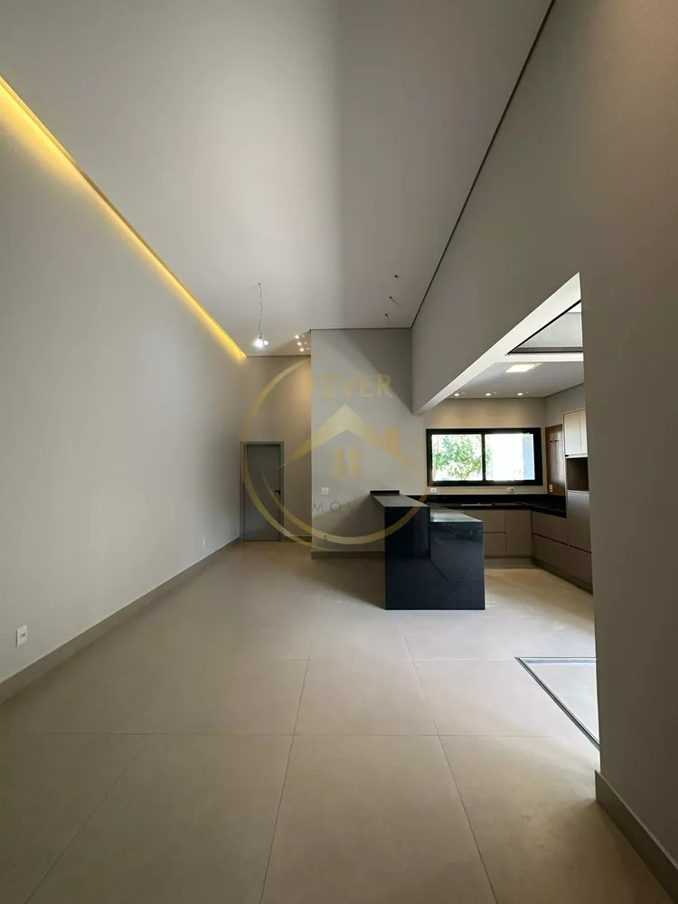 Casa à venda com 3 quartos, 140m² - Foto 4