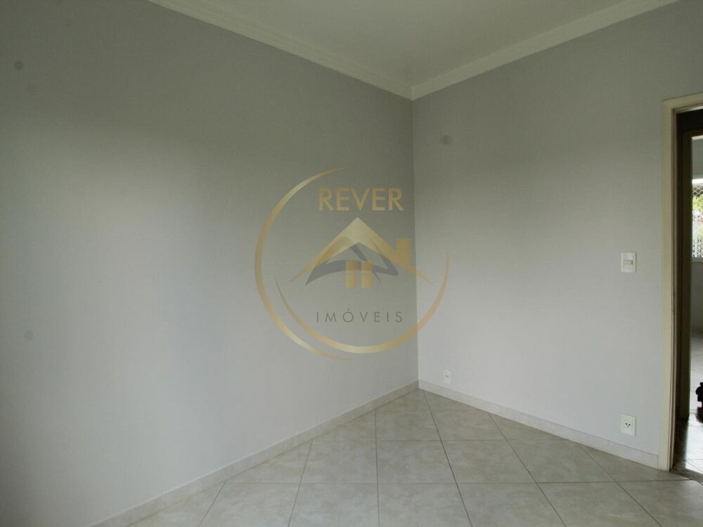 Casa à venda com 3 quartos, 82m² - Foto 3