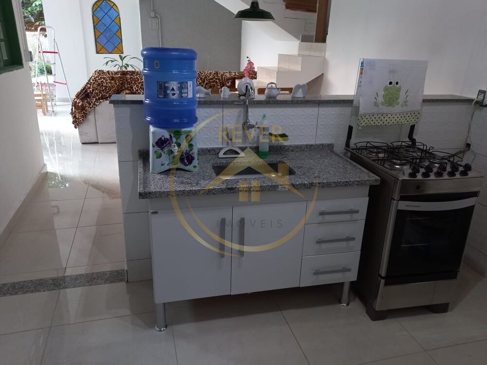 Chácara à venda com 4 quartos, 300m² - Foto 3