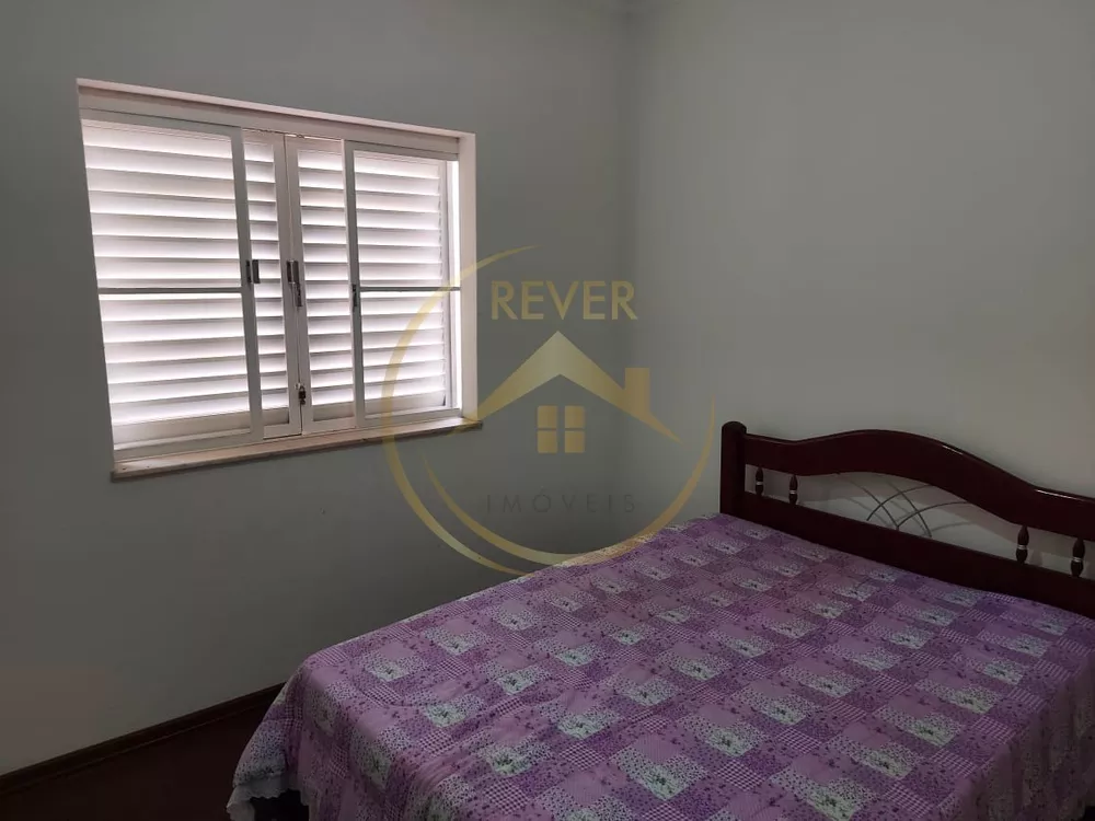 Casa à venda com 3 quartos, 220m² - Foto 12