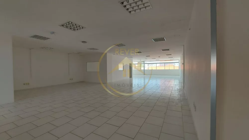 Prédio Inteiro para alugar, 704m² - Foto 9