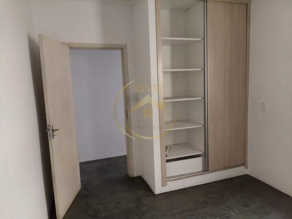 Casa à venda com 4 quartos, 247m² - Foto 10