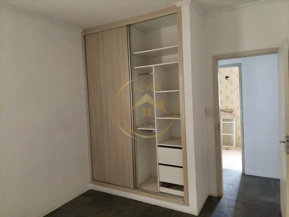 Casa à venda com 4 quartos, 247m² - Foto 13