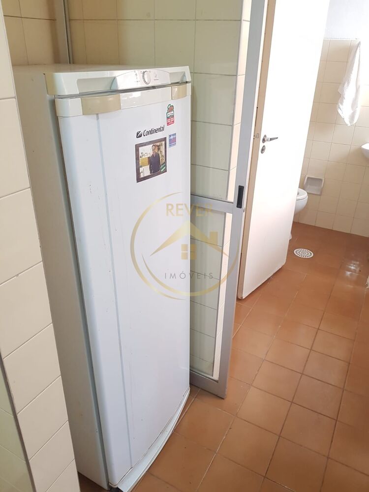 Apartamento à venda com 1 quarto, 60m² - Foto 2
