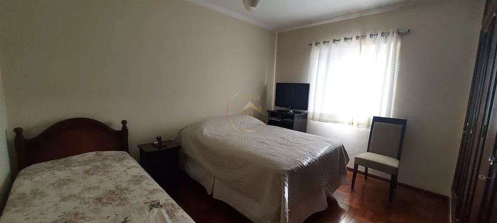 Casa à venda com 3 quartos, 277m² - Foto 23