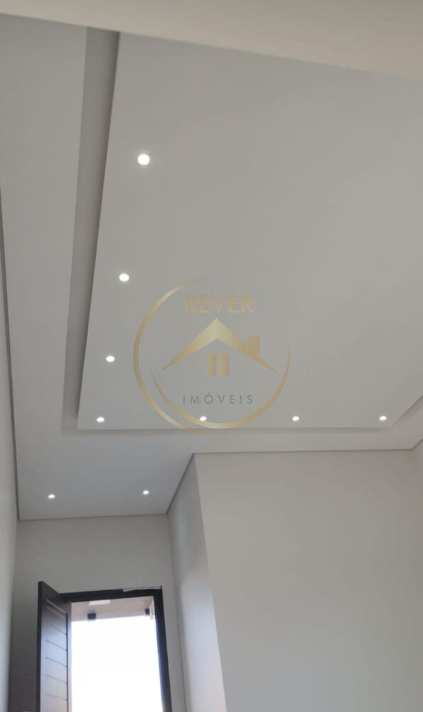 Casa, 3 quartos, 210 m² - Foto 1
