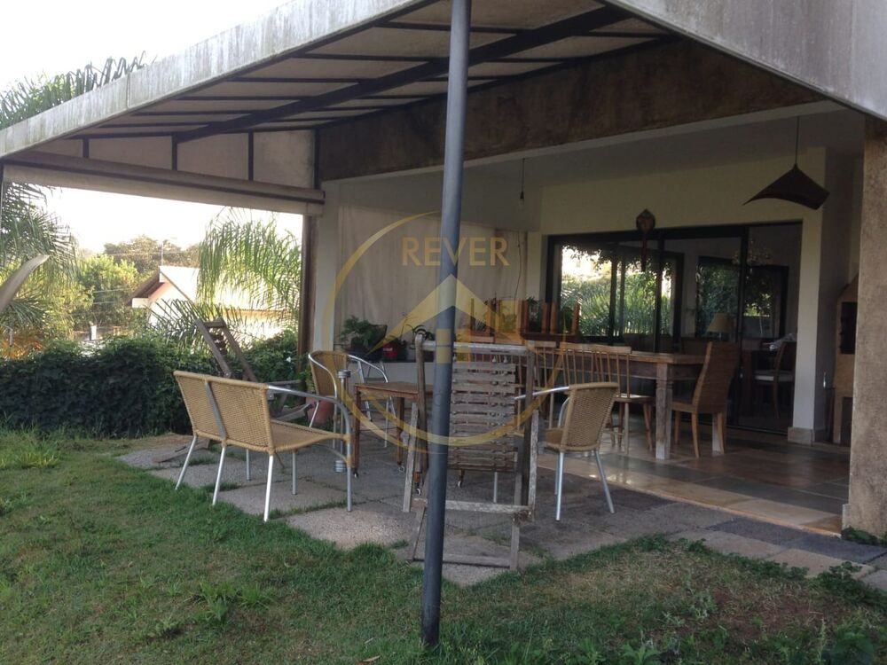 Casa, 4 quartos, 230 m² - Foto 2