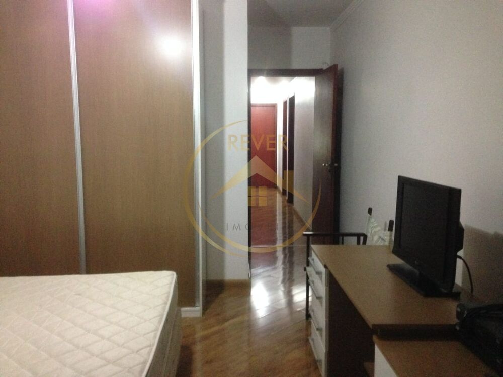 Casa, 4 quartos, 230 m² - Foto 10