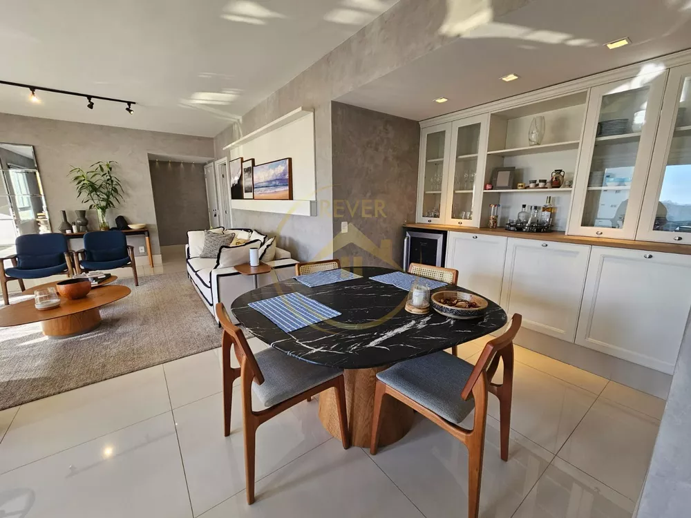 Apartamento à venda com 3 quartos, 153m² - Foto 8