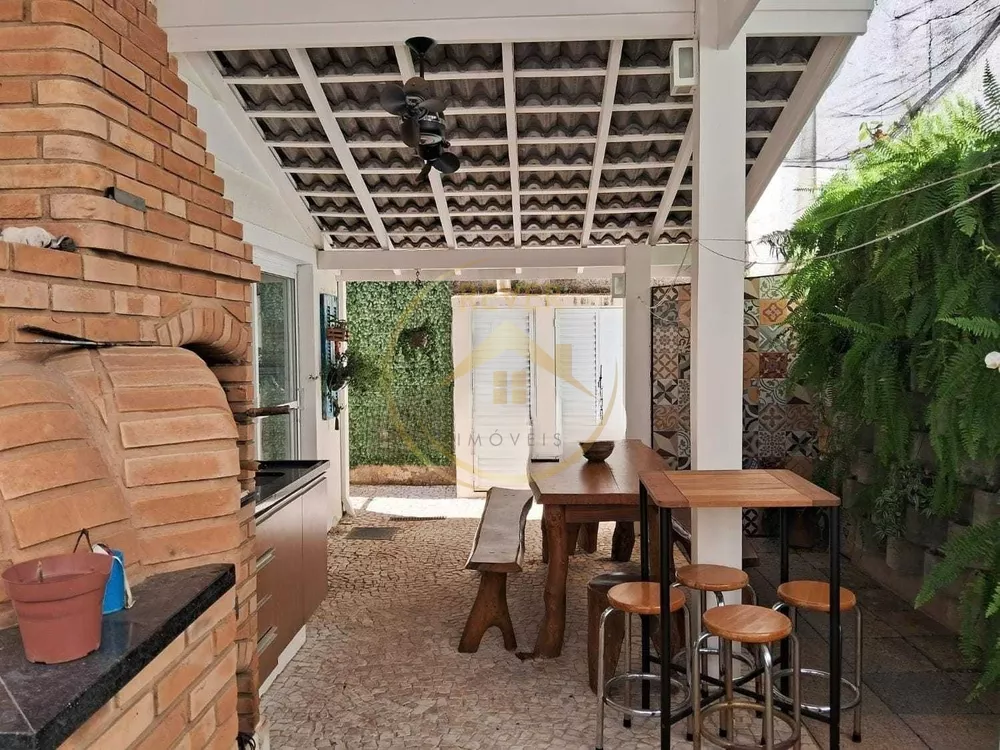 Casa à venda com 3 quartos, 135m² - Foto 2