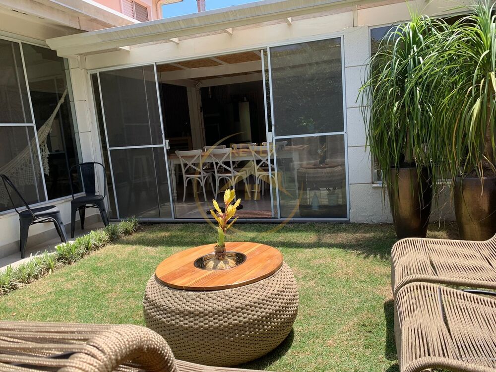 Casa, 3 quartos, 252 m² - Foto 2