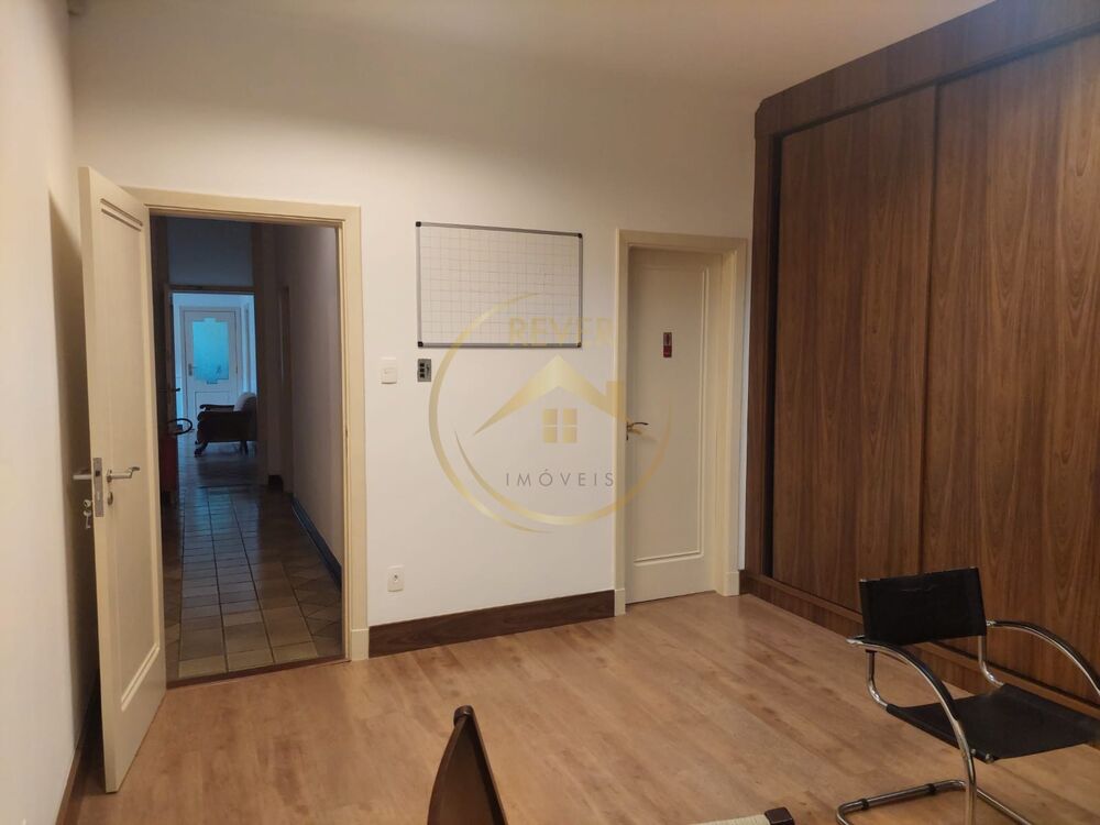 Prédio Inteiro para alugar com 4 quartos, 261m² - Foto 8