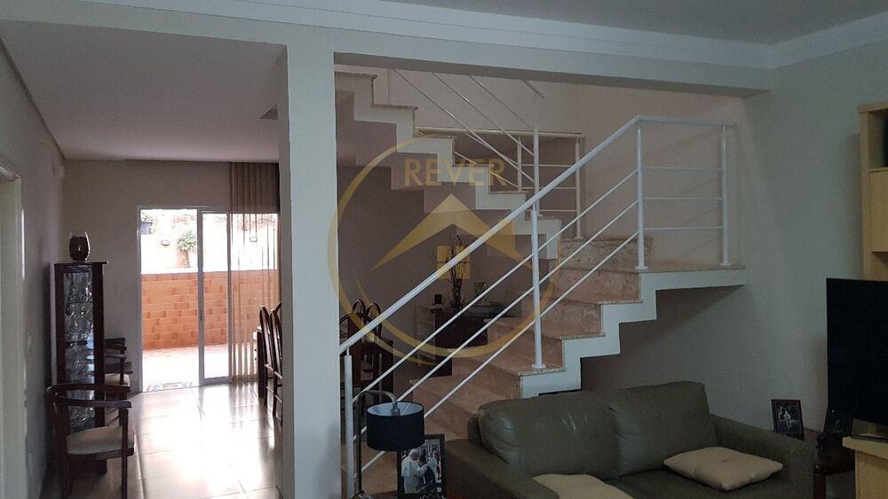 Casa, 3 quartos, 228 m² - Foto 3