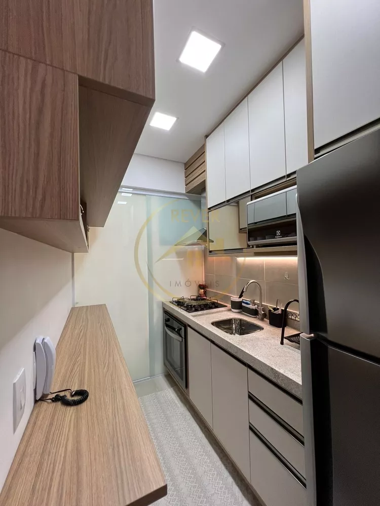 Apartamento à venda com 2 quartos, 61m² - Foto 3