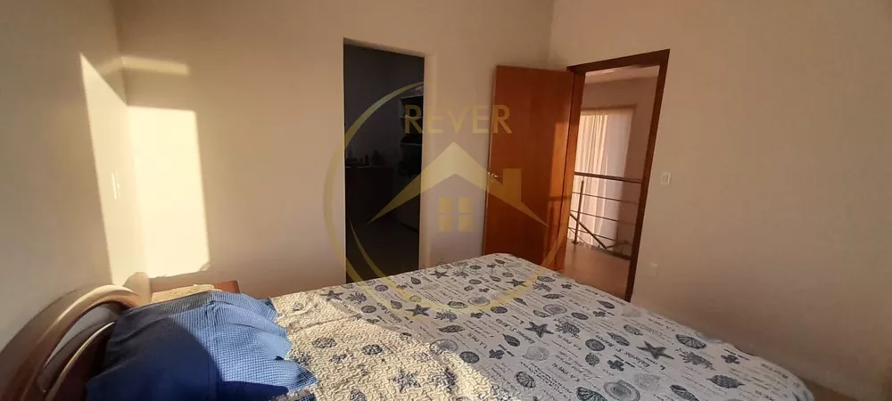 Casa, 5 quartos, 203 m² - Foto 1
